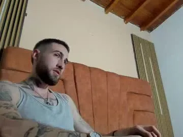 YU-KI00 – webcam model profile photo Image 12