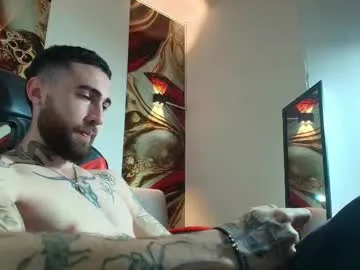 YU-KI00 – webcam model profile photo Image 15