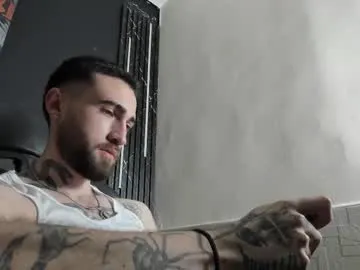 YU-KI00 – webcam model profile photo Image 5