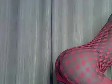 PumaShyXD – webcam model profile photo Image 10