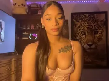 PumaShyXD – webcam model profile photo Image 16