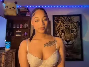 PumaShyXD – webcam model profile photo Image 7