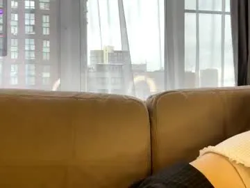 Olivia_11 – webcam model profile photo Image 4