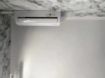 cutieeeeva – webcam model profile photo Image 3