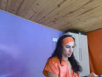 Runarunapi – webcam model profile photo Image 3