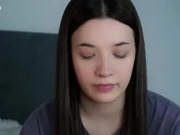 Helen_Vidall – webcam model profile photo Image 2