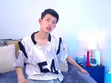 Benson18y – webcam model profile photo Image 15