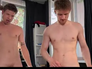 R0422 – webcam model profile photo Image 3