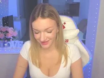 Runarunapi – webcam model profile photo Image 15