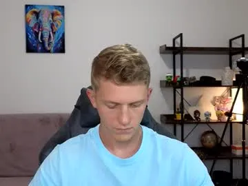 Yui-Ch – webcam model profile photo Image 7