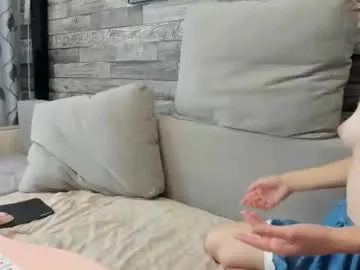 Runarunapi – webcam model profile photo Image 8