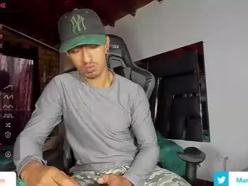 Yaya--728 – webcam model profile photo Image 8