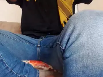 Benson18y – webcam model profile photo Image 9