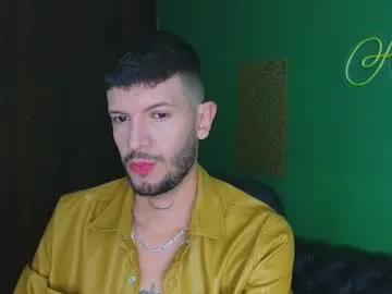 max_tayloor – webcam model profile photo