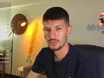 bigman32124 – webcam model profile photo Image 8