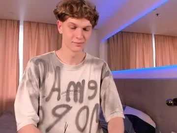 Mia--meow – webcam model profile photo Image 11