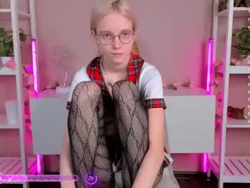 Emma96_hot – webcam model profile photo Image 5