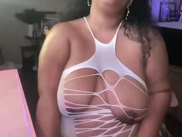 Runarunapi – webcam model profile photo Image 7