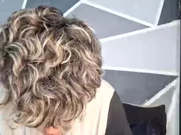 PumaShyXD – webcam model profile photo Image 11