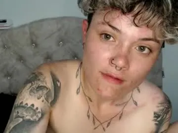 PumaShyXD – webcam model profile photo Image 6