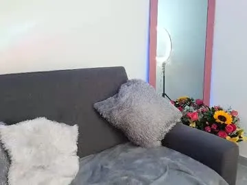 Bllowjoyy – webcam model profile photo Image 11