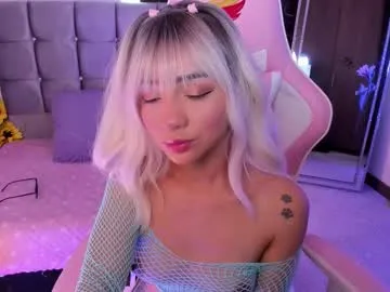 Runarunapi – webcam model profile photo Image 15