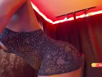 Runarunapi – webcam model profile photo Image 14