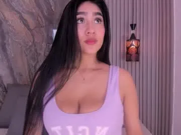 Runarunapi – webcam model profile photo Image 4