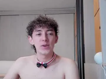 Runarunapi – webcam model profile photo Image 11