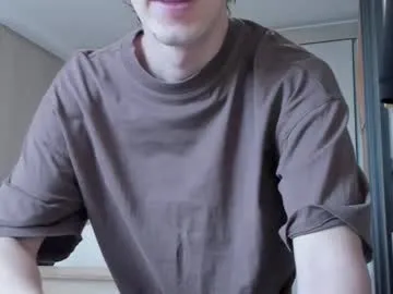 Runarunapi – webcam model profile photo Image 15