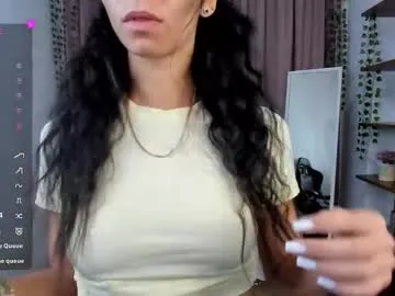 wrenlie – webcam model profile photo Image 3