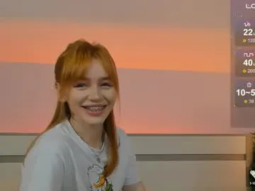 AngelinaTeller – webcam model profile photo Image 2