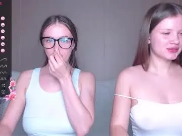 Runarunapi – webcam model profile photo Image 13