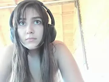 PumaShyXD – webcam model profile photo Image 13