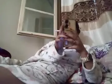 bunnyblondy – webcam model profile photo Image 9