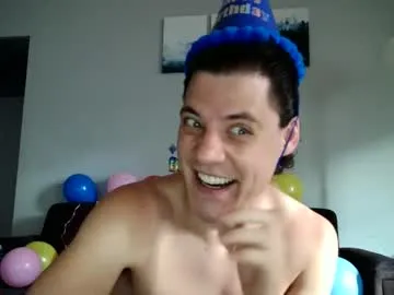 steveen_1604 – webcam model profile photo Image 10