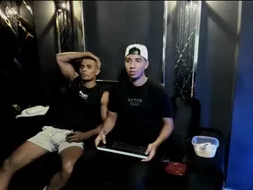 steveen_1604 – webcam model profile photo Image 11