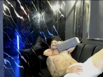 steveen_1604 – webcam model profile photo Image 19