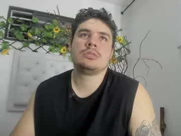 Runarunapi – webcam model profile photo Image 15