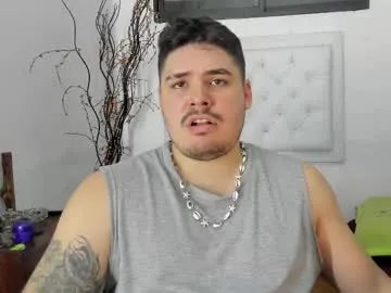 Runarunapi – webcam model profile photo Image 9