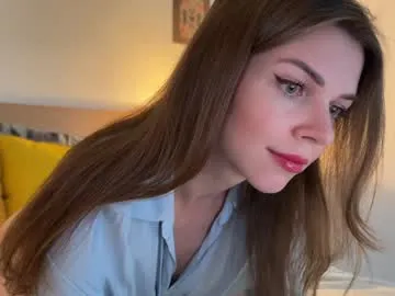 Runarunapi – webcam model profile photo Image 13