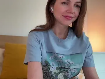 Runarunapi – webcam model profile photo Image 4