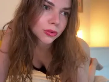 Runarunapi – webcam model profile photo Image 5