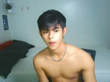 caylin – webcam model profile photo Image 9