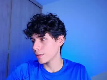 i_n_d_i_c_a – webcam model profile photo Image 3