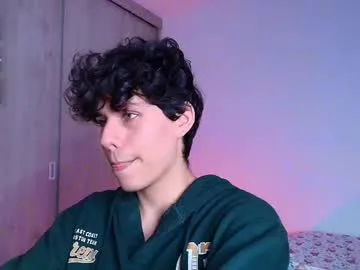 i_n_d_i_c_a – webcam model profile photo Image 6