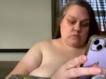 nellatlas – webcam model profile photo