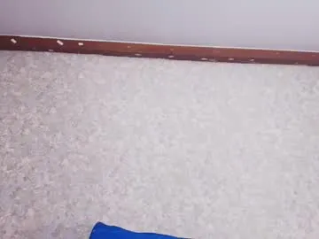 Runarunapi – webcam model profile photo Image 10