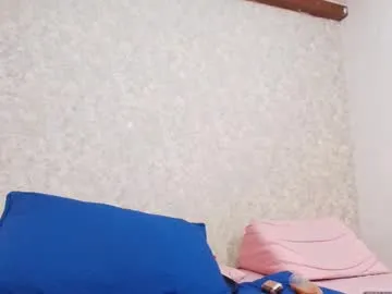 Runarunapi – webcam model profile photo Image 8