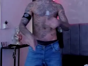 PumaShyXD – webcam model profile photo Image 3